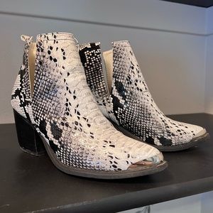 Women’s Faux Snake Skin Booties